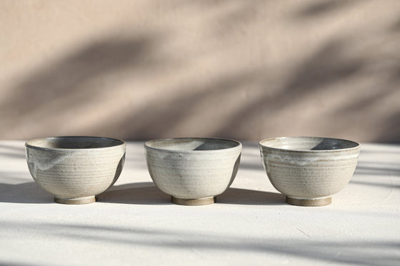 A set of 3 gray bowls